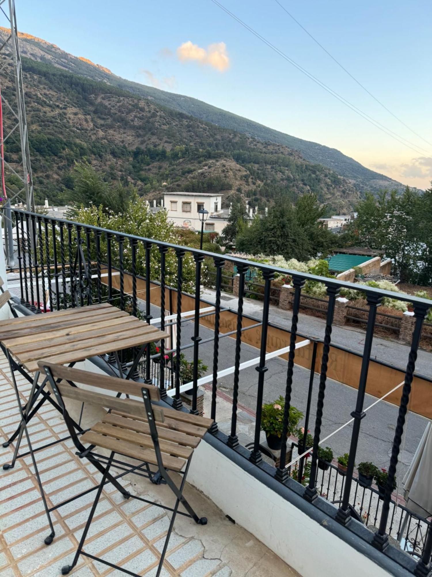 Apartamento Rural Julio Trevélez Zewnętrze zdjęcie